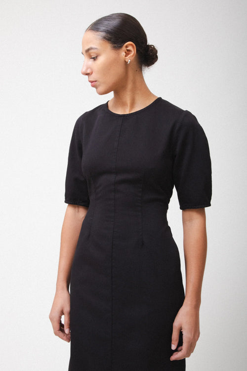 Arc Dress in Black