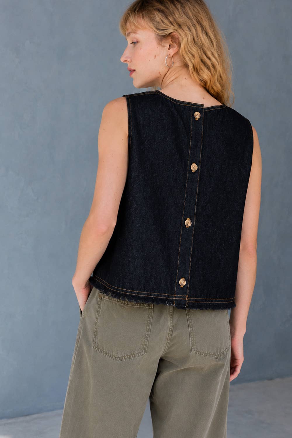 Contrast Stitch Button-Back Denim Tank Top