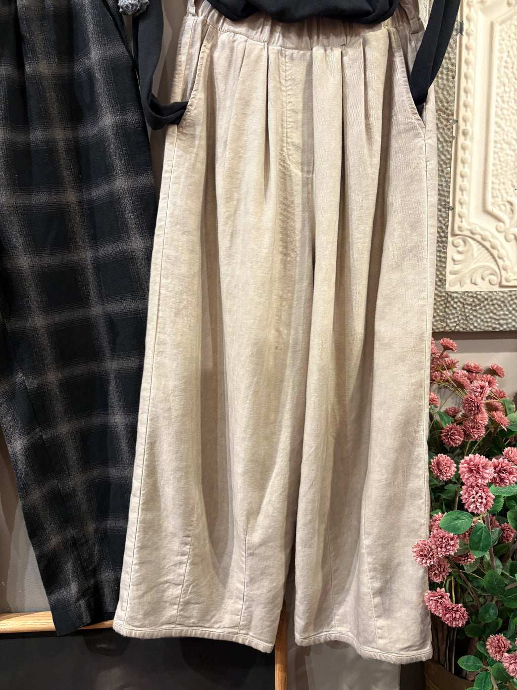 Cotton-Linen Blend Pants with Hem Pleats
