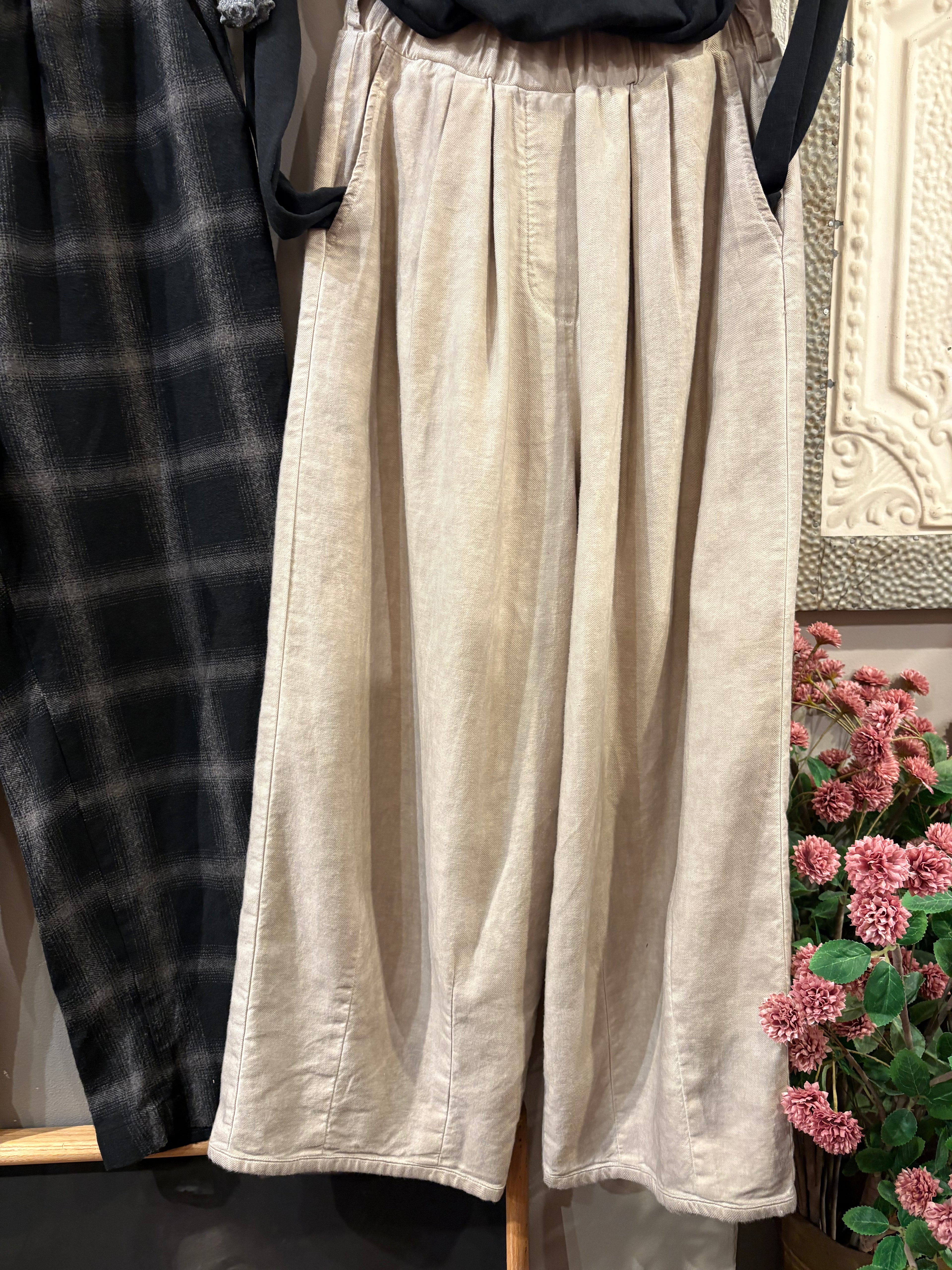 Cotton-Linen Blend Pants with Hem Pleats