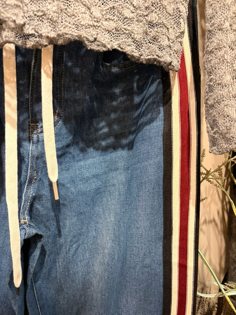 Side Stripe Jean