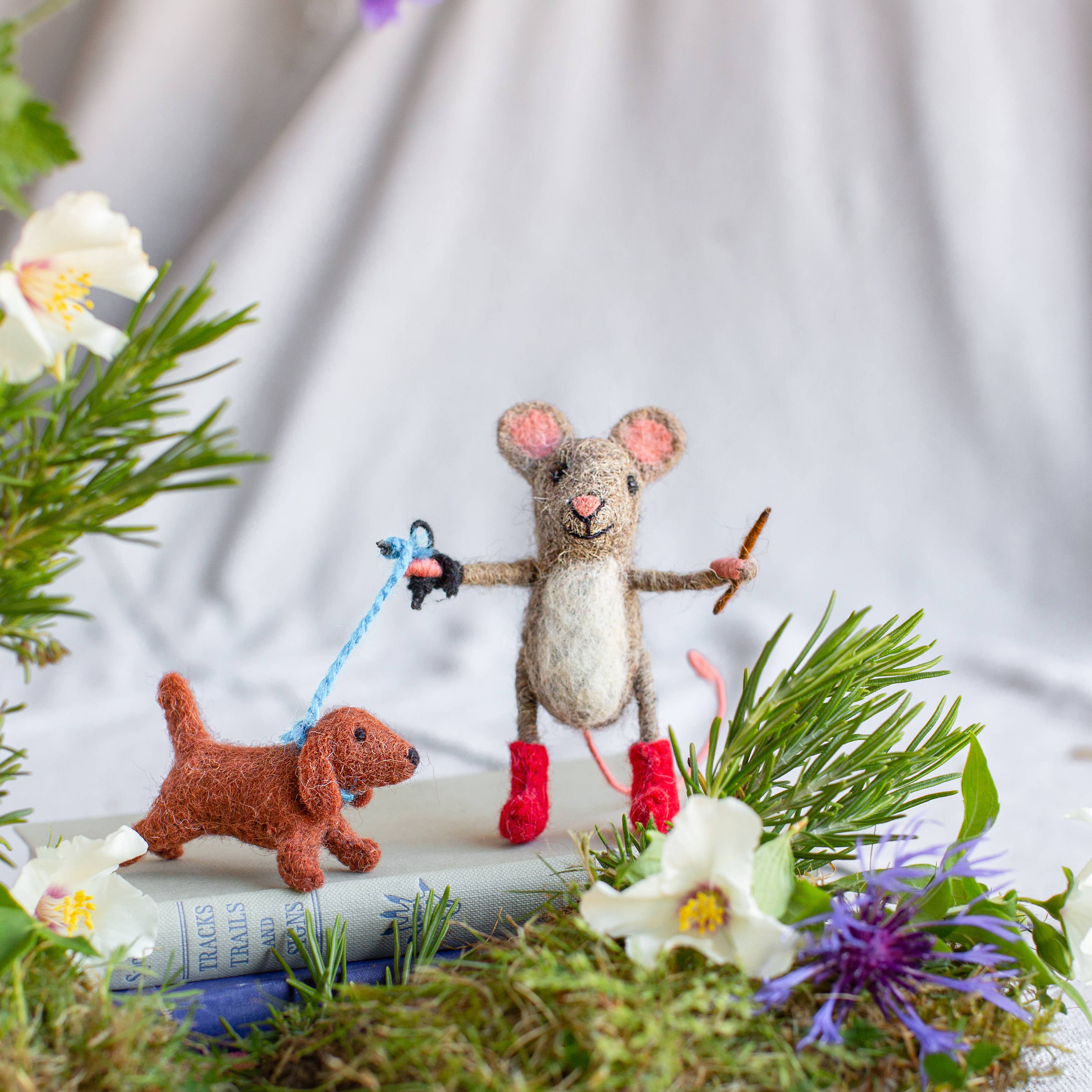 Dog Walker Mouse